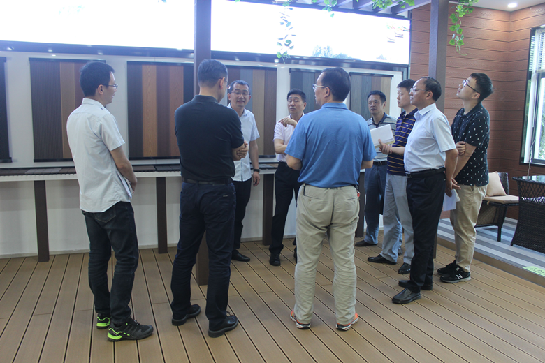 http://www.cclatex.cn/hsdt/163.html